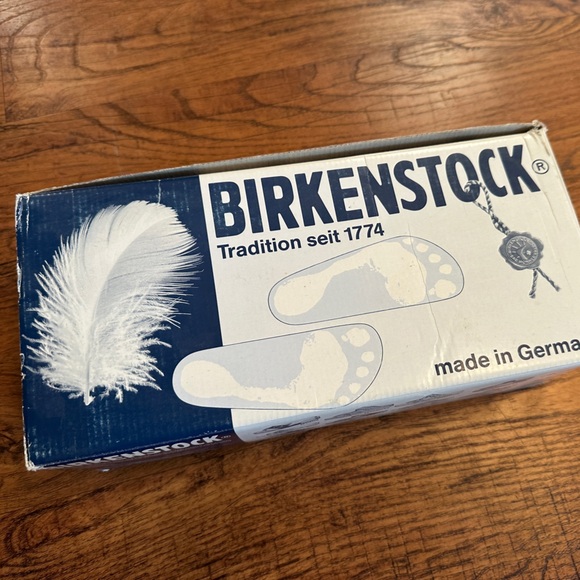 Birkenstock Tan Slippers with Contoured Footbed - Picture 3 of 9